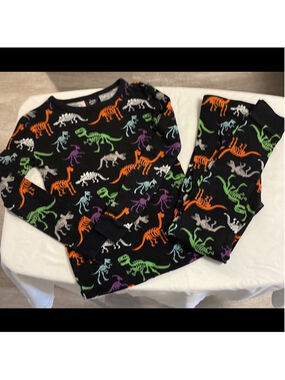 Kids Halloween pajamas size 8